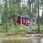 Niemi-kapee Mansikka - Cozy By The Terälahti