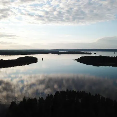 Niemi-kapee Mansikka - Cozy By The Huoneisto *