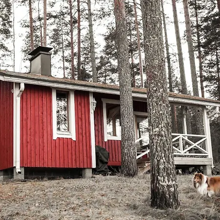 Niemi-kapee Mansikka - Cozy By The Huoneisto Terälahti